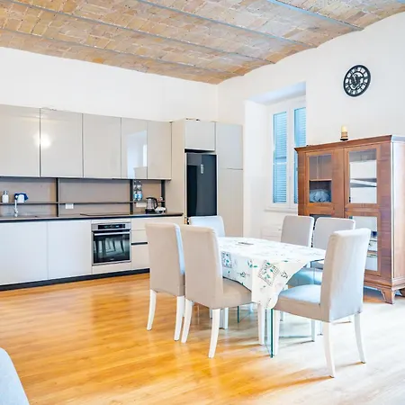 Apartment Lion 99 *